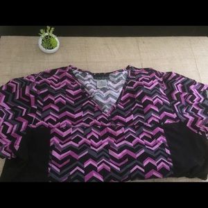 Cherokee Scrub Top, size XL